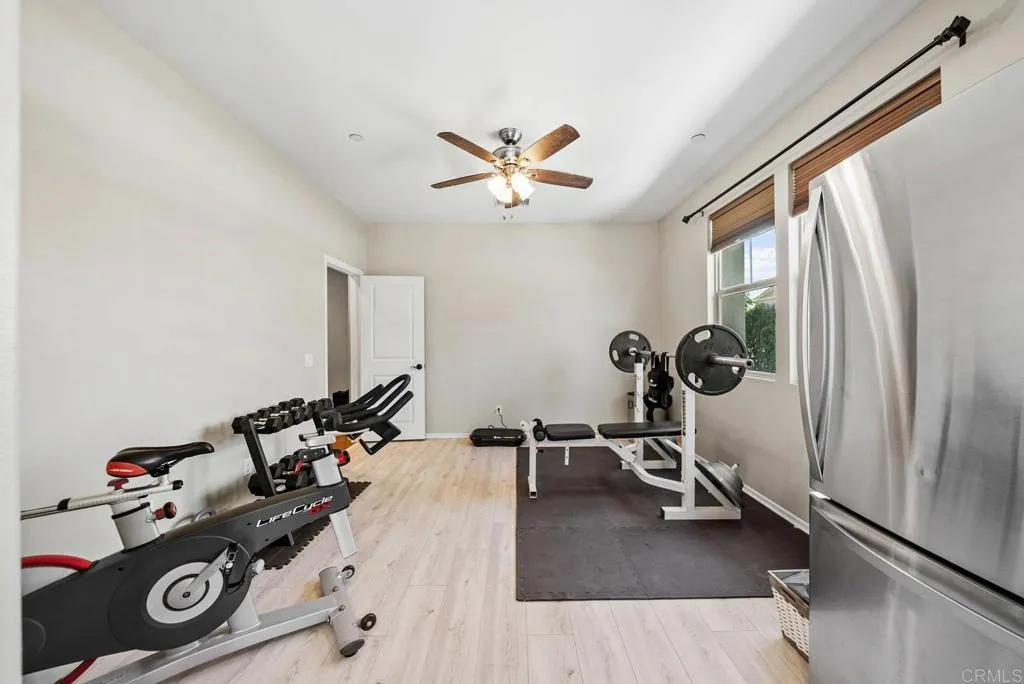 34906 Limecrest Place, Murrieta, California 92563 home-pic-12